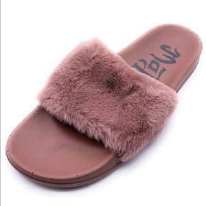 Mad Love Women Flat Sandals Slip On Faux Fur Pink